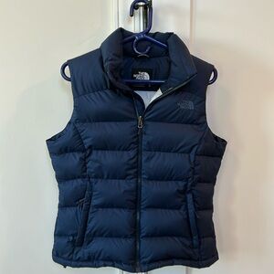 EUC North Face Navy Down Vest (sz Med)